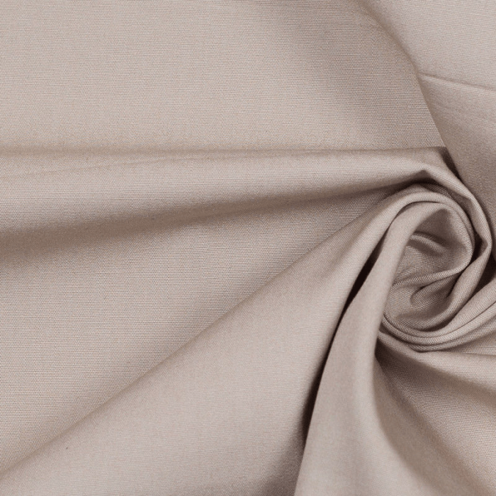 Vải Kate Silk có độ bền màu theo thời gian, không dễ bị phai, bạc màu.
